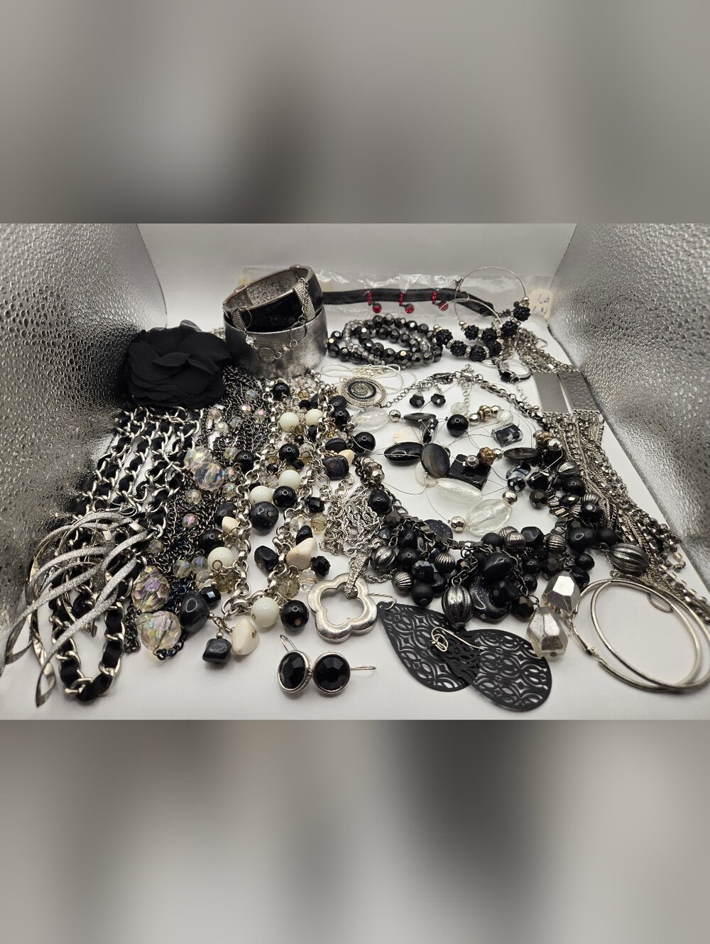 Costume Jewelry Lot Black Silver 20 Wearable Pieces Necklace Bracelet Earrings